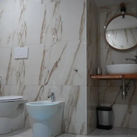 Dimora Antomarti باري