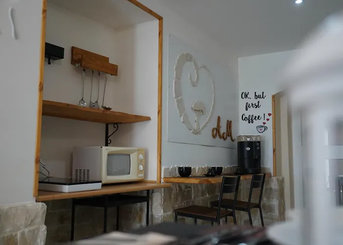 Dimora Antomarti Pensión